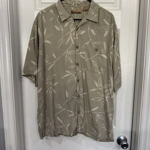 Vintage Bobby Chan 100% Silk Floral L TanHawaiian Shirt Short Sleeve Wood Button